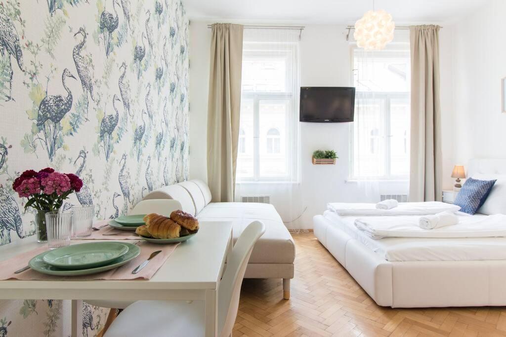 Studio In The Historic Center Praga Exterior foto